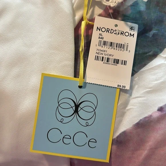 Cece Eyelet Trim Moss Crepe Top - Picture 7 of 8